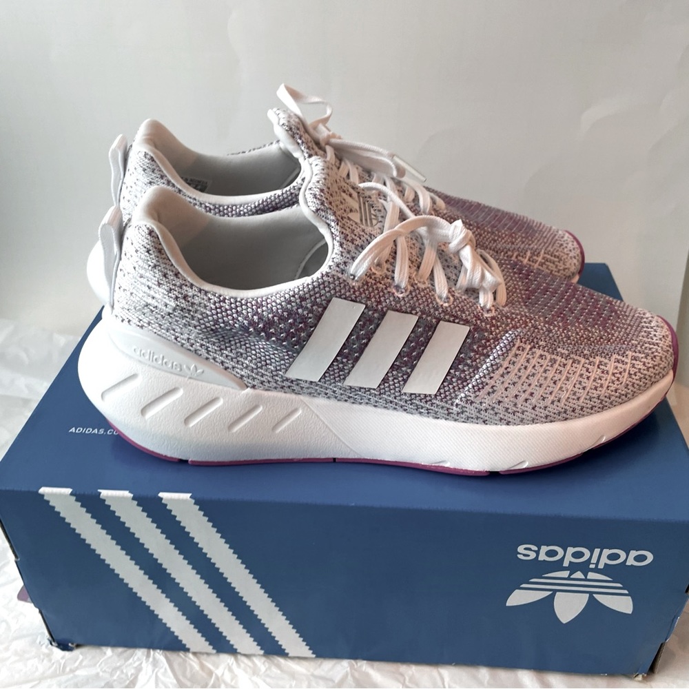 Adidas Originals Swift Run 22 Shoes - Picture 7 of 14